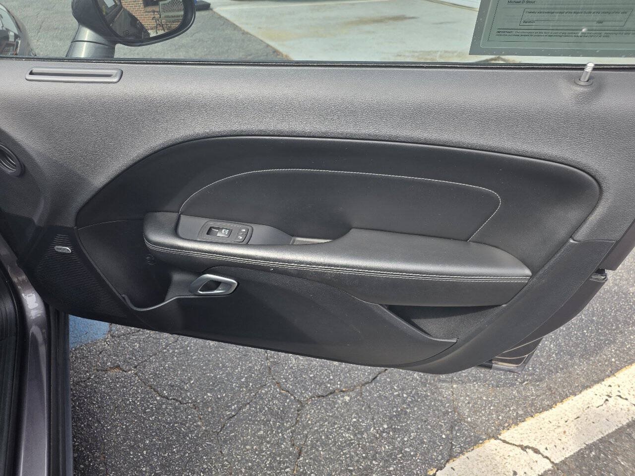 Used 2015 Dodge Challenger SXT Plus RWD image 25