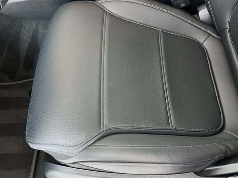 Used 2026 Mercedes-Benz GLC 300 image 19