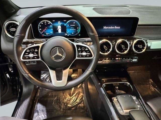 Used 2021 Mercedes-Benz GLB 250 image 31