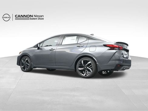 New 2025 Nissan Versa SR w/ Trunk Package image 38