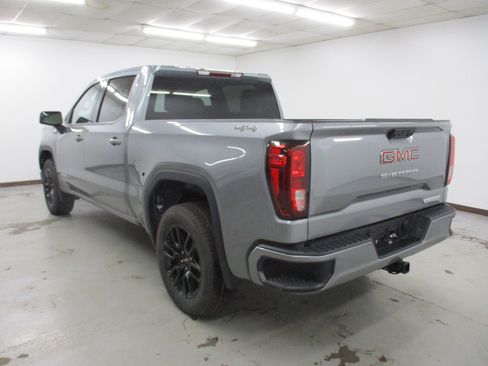 New 2026 GMC Sierra 1500 Elevation image 9