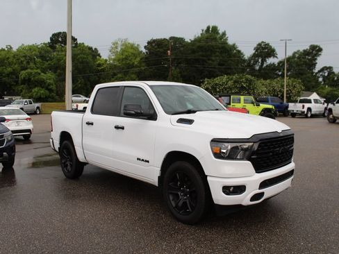 Used 2024 RAM 1500 Big Horn RWD image 25