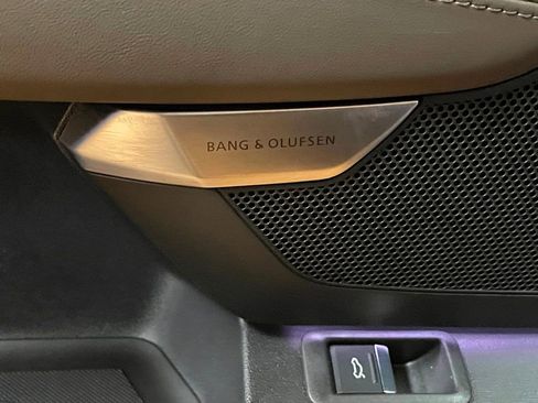 Used 2024 Audi e-tron GT Prestige w/ Prestige Package image 20