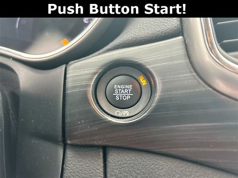 Used 2021 Jeep Grand Cherokee Laredo image 31