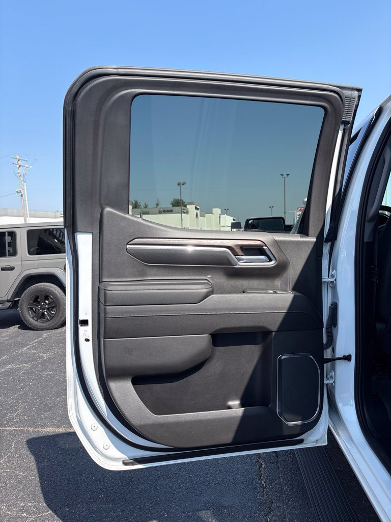 Used 2023 GMC Sierra 1500 SLT w/ SLT Convenience Package AWD/4WD image 23
