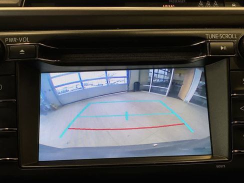 Used 2018 Toyota RAV4 LE image 20