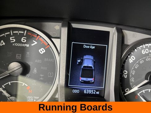 Used 2020 Toyota Tacoma TRD Sport w/ Technology Package AWD/4WD image 15