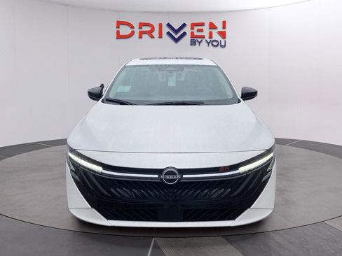 New 2026 Nissan Sentra SR w/ SR Premium Package image 9