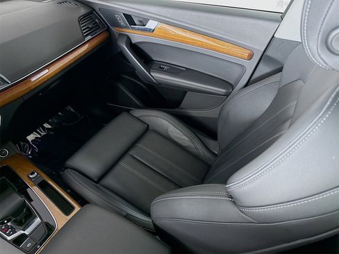 Certified 2023 Audi Q5 2.0T Prestige w/ Prestige Package image 25