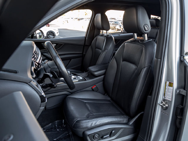 Used 2019 Audi Q7 3.0T Prestige AWD/4WD image 14