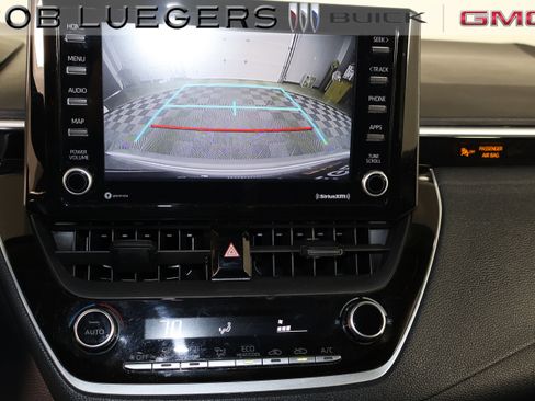 Used 2022 Toyota Corolla LE FWD image 24