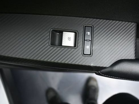 Used 2024 Mitsubishi Outlander SE FWD image 29