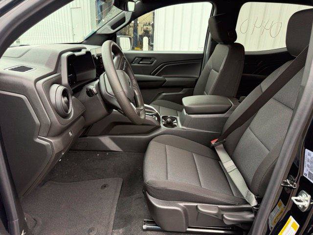 New 2026 Chevrolet Colorado Trail Boss AWD/4WD image 3