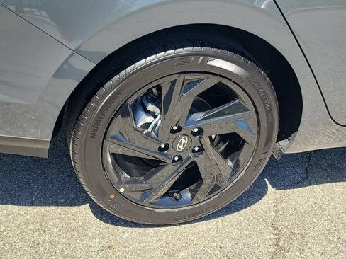 New 2026 Hyundai Elantra Sport FWD image 28