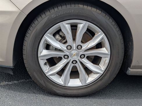 Used 2023 Chevrolet Malibu LT FWD image 9