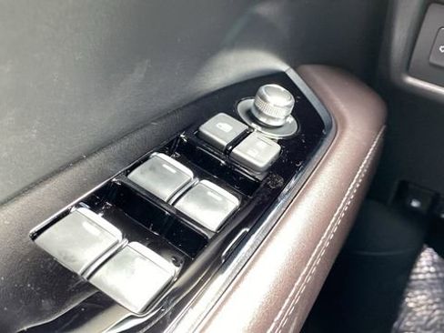 New 2025 MAZDA CX-5 Signature image 18