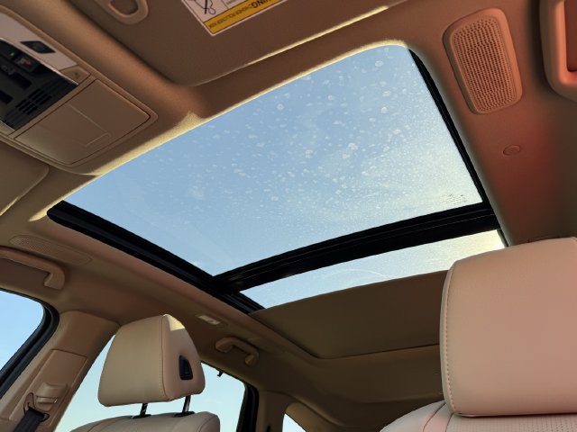 Used 2025 Acura MDX w/ Technology Package FWD image 23