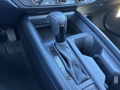 Certified 2025 Honda Accord LX image 33