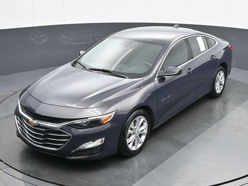 Used 2025 Chevrolet Malibu LT FWD image 17