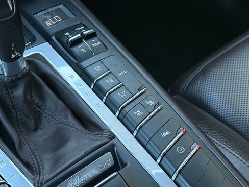 Used 2019 Porsche Macan S image 32
