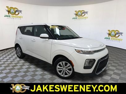 Used 2022 Kia Soul LX