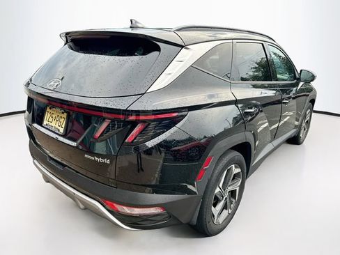 Certified 2022 Hyundai Tucson Limited AWD/4WD image 4