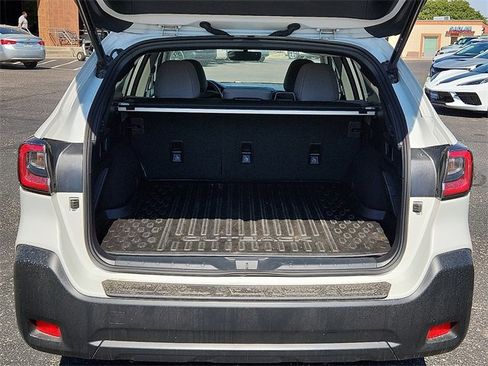 Certified 2024 Subaru Outback Premium image 10