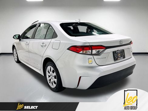 Used 2024 Toyota Corolla LE FWD image 9