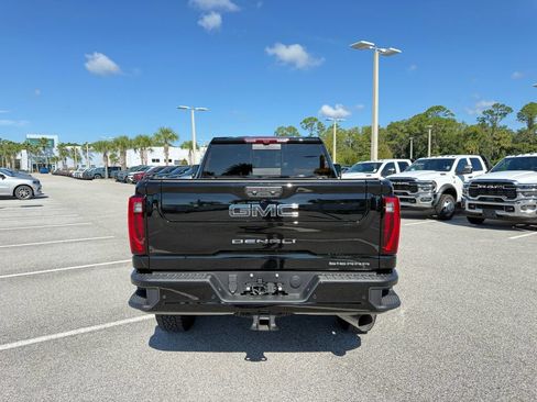 Used 2026 GMC Sierra 2500 Denali Ultimate AWD/4WD image 5