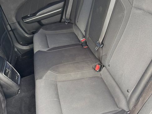 Used 2019 Dodge Charger SXT image 11