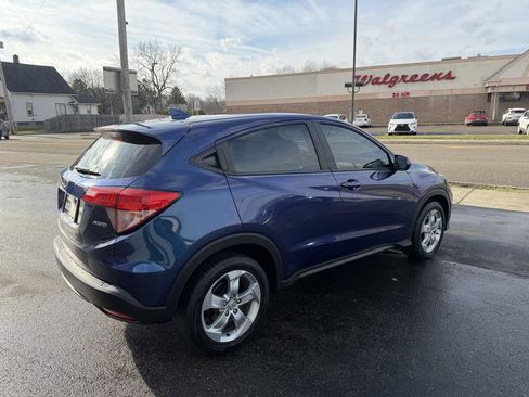 Used 2016 Honda HR-V LX image 5