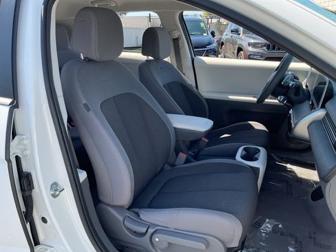 Used 2024 Hyundai Ioniq 5 SEL RWD image 21