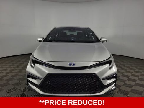 Used 2024 Toyota Corolla SE FWD image 2