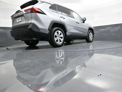 Used 2024 Toyota RAV4 LE AWD/4WD image 29