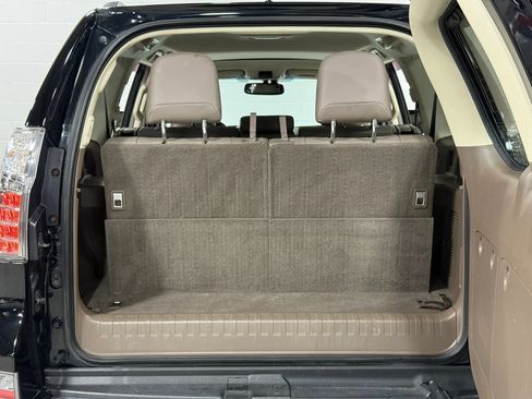 Used 2014 Lexus GX 460 Luxury w/ Driver Support Package AWD/4WD image 62