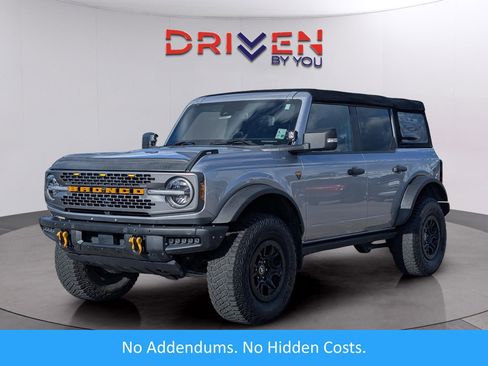 Used 2022 Ford Bronco Badlands image 1
