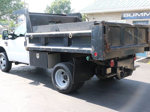 Used 2008 Ford F350 4x4 Regular Cab DRW Super Duty image 3