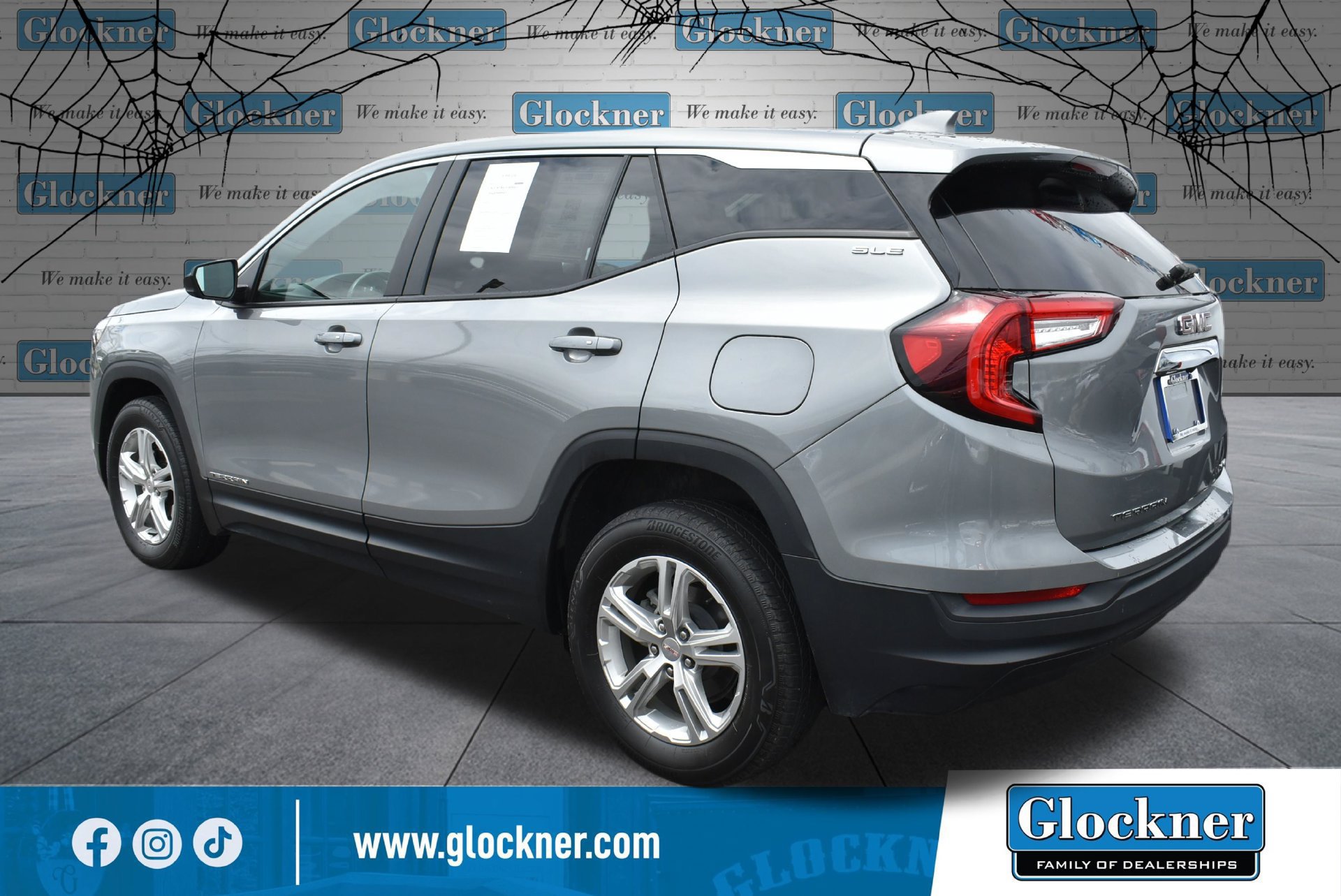 Used 2024 GMC Terrain SLE w/ LPO, Floor Liner Package AWD/4WD image 7