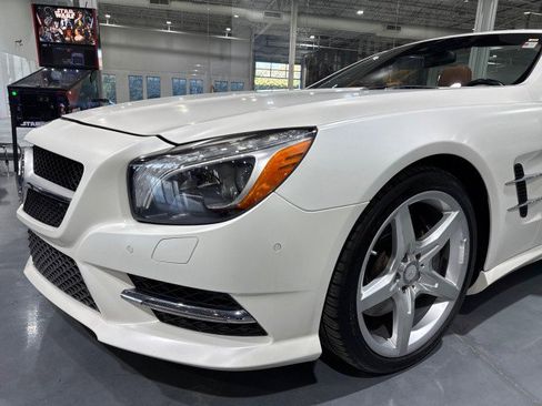 Used 2013 Mercedes-Benz SL 550 Designo Premium PKG $119K w/ Premium Pkg image 82