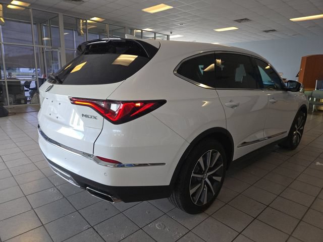 Certified 2025 Acura MDX w/ Technology Package FWD image 8