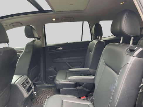 Used 2019 Volkswagen Atlas SEL image 12