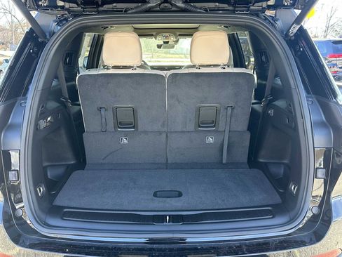 New 2025 Jeep Grand Cherokee L Limited image 18