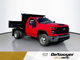 New 2025 Chevrolet Silverado 3500 W/T w/ WT Convenience Package AWD/4WD video 1