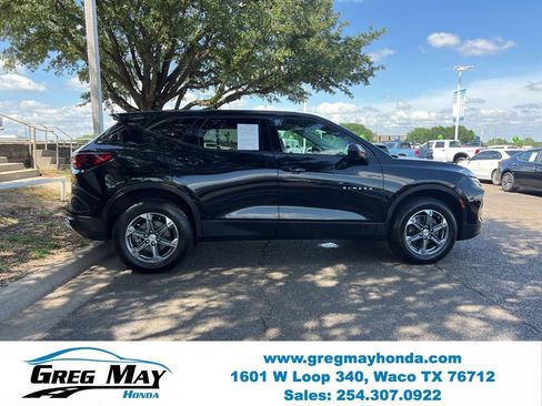 Used 2023 Chevrolet Blazer LT FWD image 8