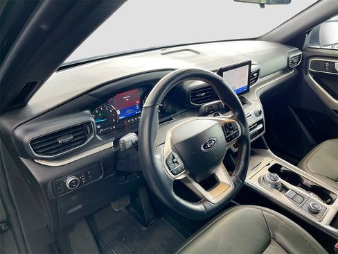 Used 2022 Ford Explorer Timberline image 9