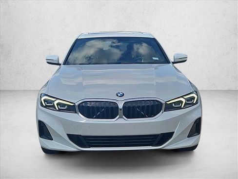 Used 2024 BMW 330i Sedan w/ Convenience Package RWD image 2