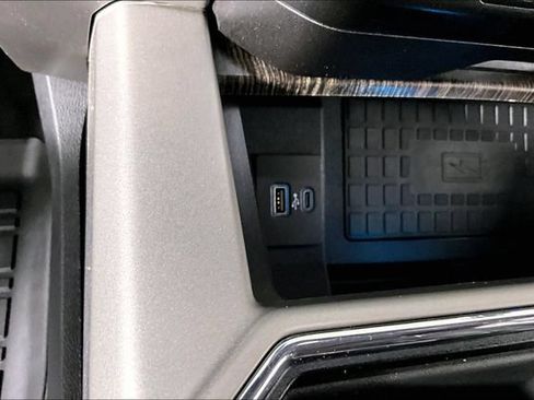 Used 2021 Ford F250 Lariat AWD/4WD image 16