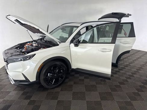 Certified 2026 Honda CR-V Sport Touring image 12