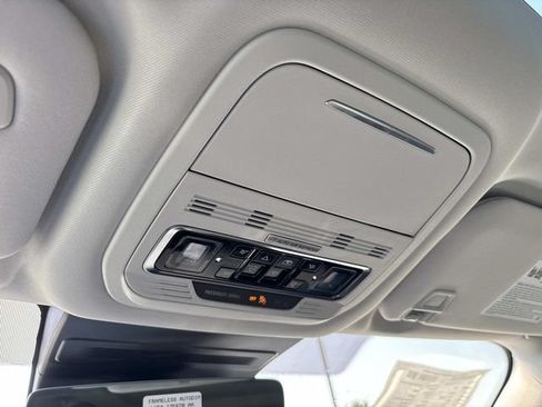 New 2026 Lincoln Nautilus Reserve AWD/4WD image 31