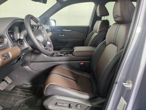 New 2026 Honda Pilot TrailSport image 9